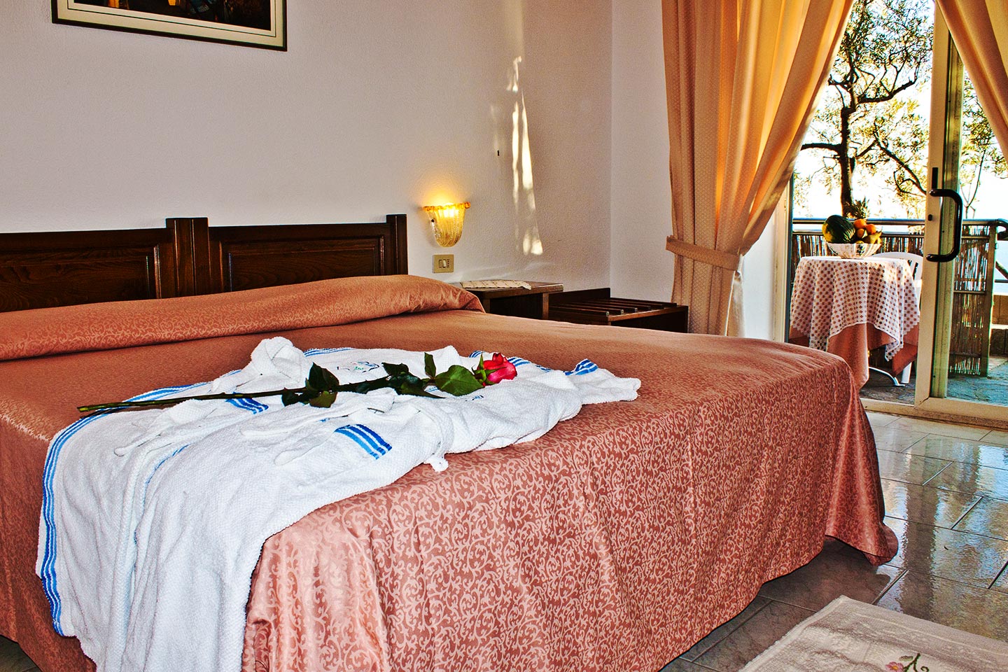 Zimmer im Hotel Punta Chiarito
